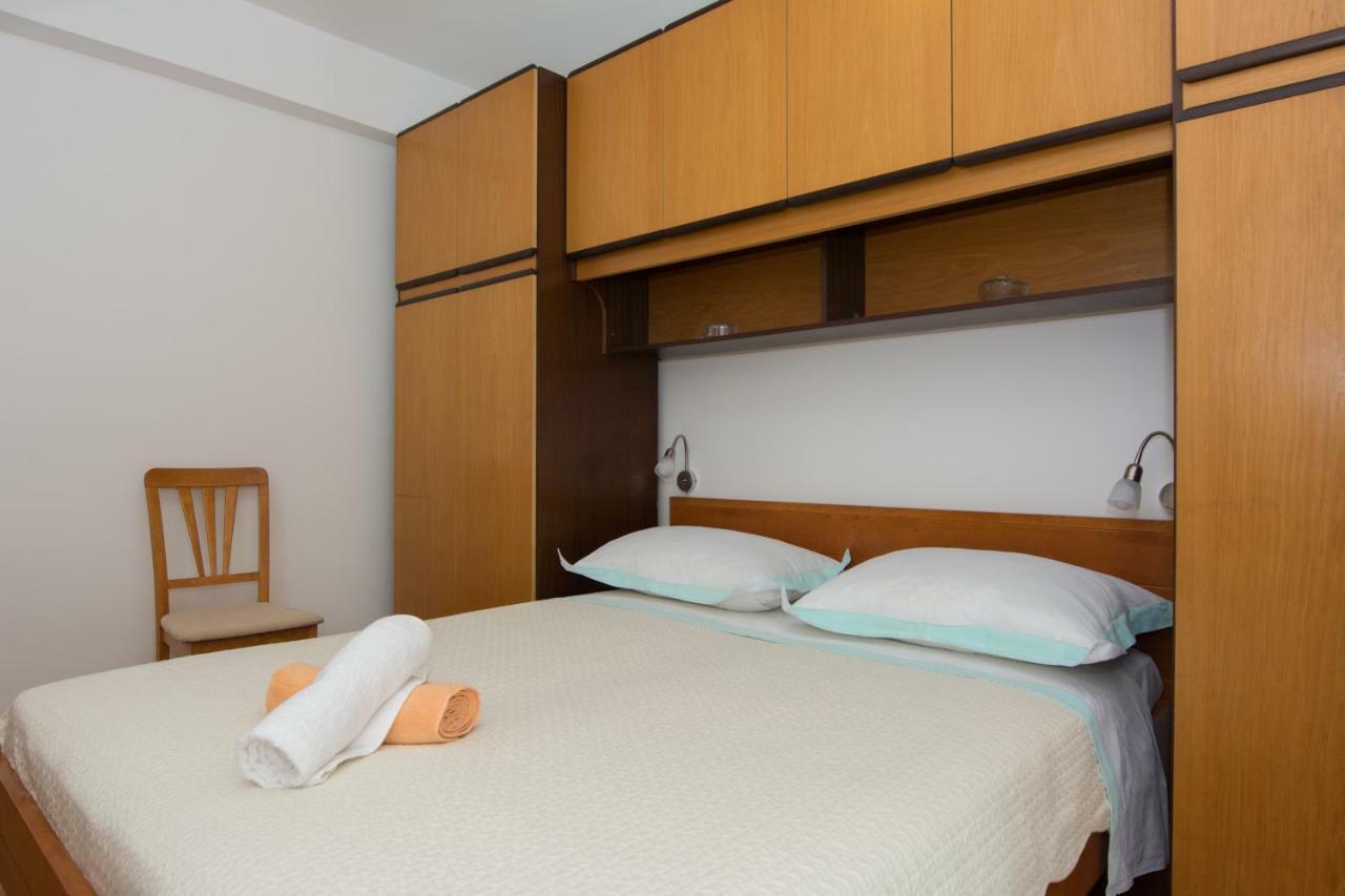 Apartments Pericic ポドストラナ エクステリア 写真