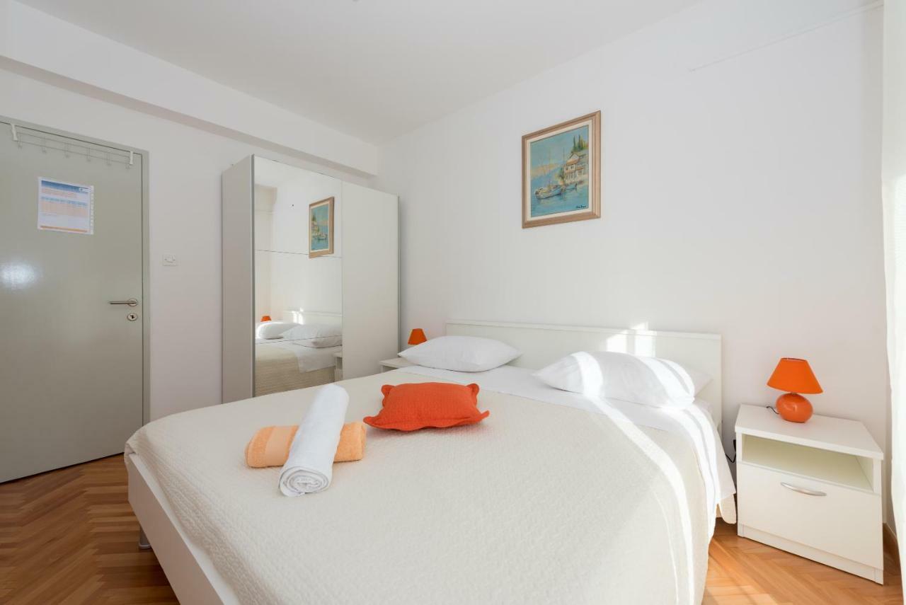 Apartments Pericic ポドストラナ エクステリア 写真