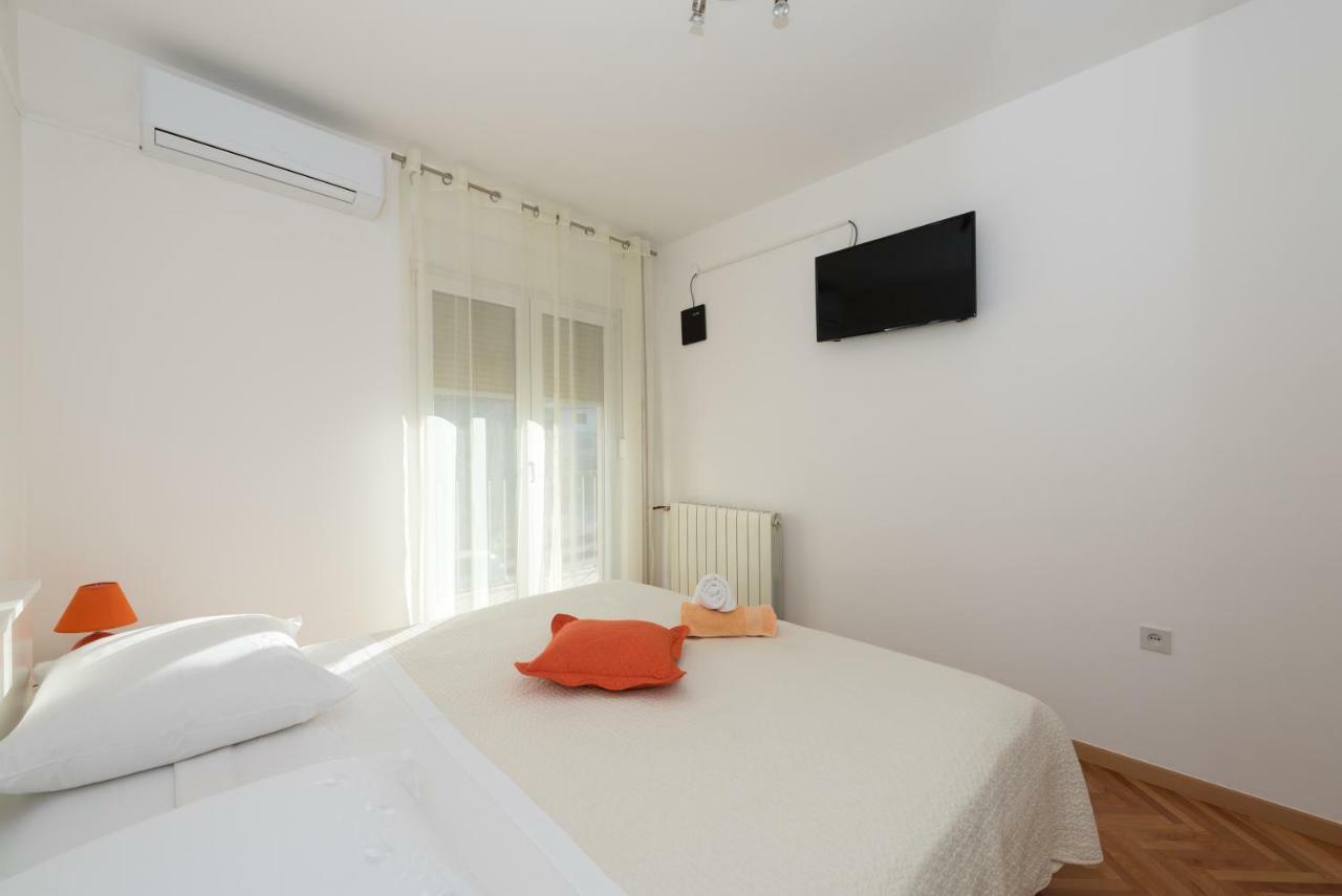Apartments Pericic ポドストラナ エクステリア 写真